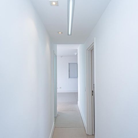 Apartamento à venda com 131m², 2 quartos e 4 vagasCorredor