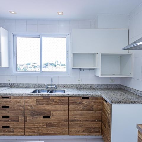 Apartamento à venda com 131m², 2 quartos e 4 vagasCozinha