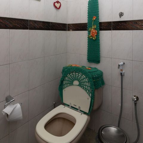 Casa para alugar com 160m², 3 quartos e 2 vagasBanheiro Social