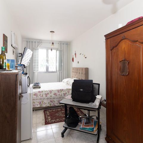 Casa para alugar com 160m², 3 quartos e 2 vagasSuíte