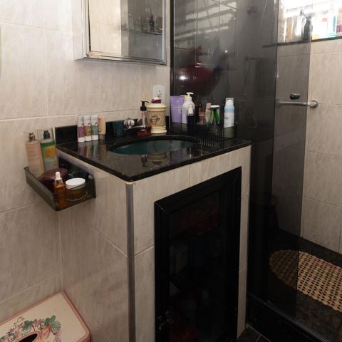 Casa para alugar com 160m², 3 quartos e 2 vagasBanheiro da Suíte