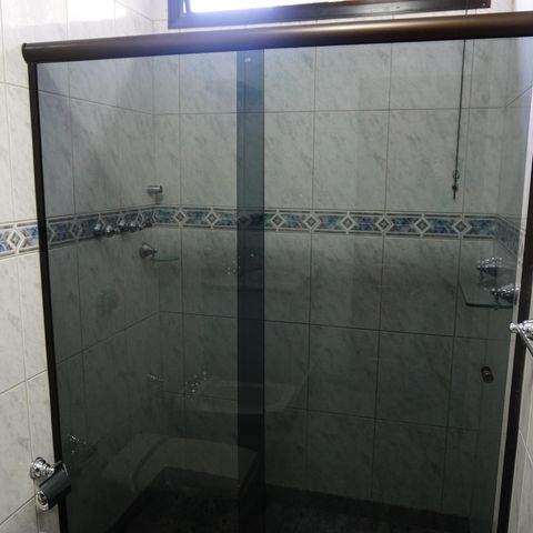 Casa para alugar com 1000m², 4 quartos e 3 vagasBanheiro da Suíte 1
