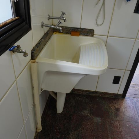 Casa para alugar com 1000m², 4 quartos e 3 vagasÁrea de Serviço