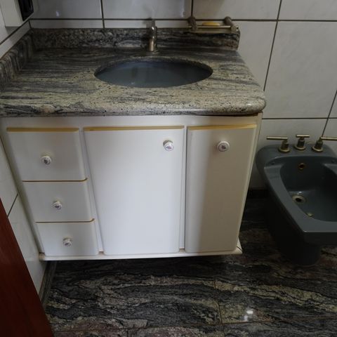Casa para alugar com 1000m², 4 quartos e 3 vagasBanheiro da Suíte 4