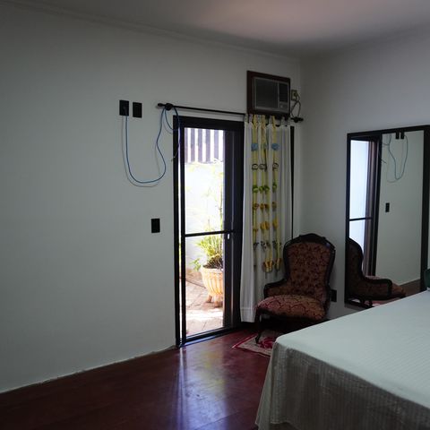 Casa para alugar com 1000m², 4 quartos e 3 vagasSuíte 1