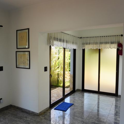 Casa para alugar com 1000m², 4 quartos e 3 vagasSala 1