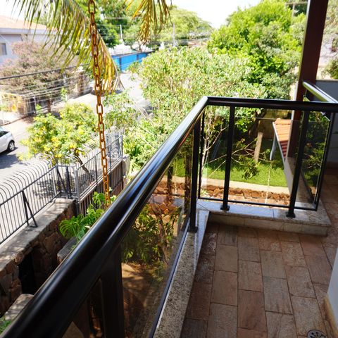 Casa para alugar com 1000m², 4 quartos e 3 vagasSacada