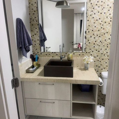 Apartamento à venda com 79m², 2 quartos e 1 vagaBanheiro