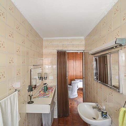 Casa à venda com 260m², 3 quartos e 2 vagas Casa à venda com 260m², 3 quartos e 2 vagasBanheiro da Suíte