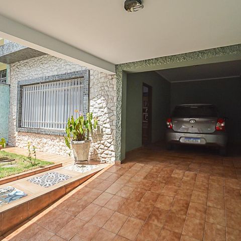 Casa à venda com 260m², 3 quartos e 2 vagas Casa à venda com 260m², 3 quartos e 2 vagasGaragem