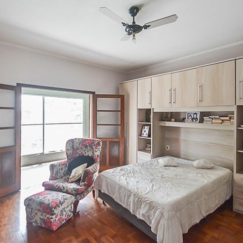 Casa à venda com 260m², 3 quartos e 2 vagas Casa à venda com 260m², 3 quartos e 2 vagasQuarto 1