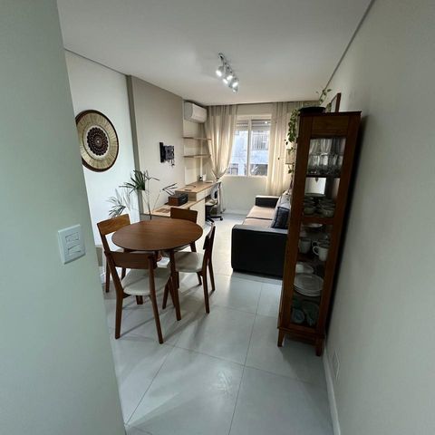 Apartamento à venda com 43m², 1 quarto e 1 vagaFoto 02