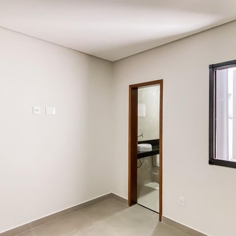 Casa à venda com 144m², 3 quartos e 1 vaga Casa à venda com 144m², 3 quartos e 1 vagaSuite 2