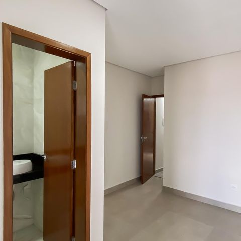 Casa à venda com 144m², 3 quartos e 1 vaga Casa à venda com 144m², 3 quartos e 1 vagaSuite 1