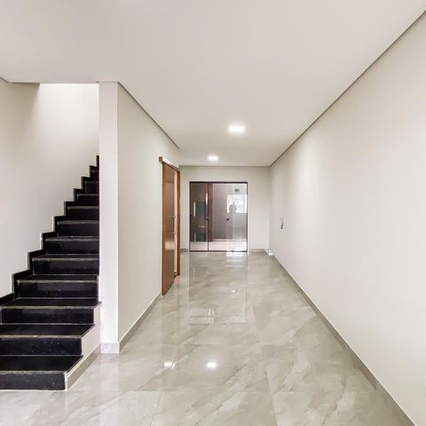 Casa à venda com 144m², 3 quartos e 1 vaga Casa à venda com 144m², 3 quartos e 1 vagaSala