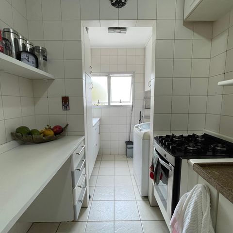 Casa de condomínio à venda com 80m², 2 quartos e 2 vagas Casa de condomínio à venda com 80m², 2 quartos e 2 vagasCozinha e Área de Serviço
