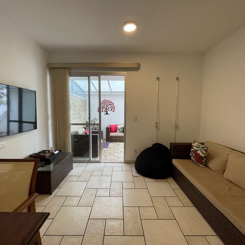 Casa de condomínio à venda com 80m², 2 quartos e 2 vagas Casa de condomínio à venda com 80m², 2 quartos e 2 vagasSala