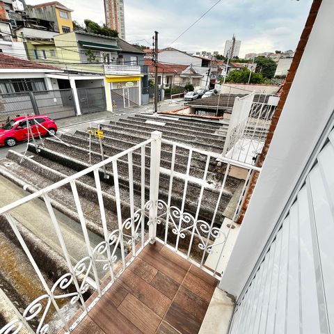 Casa à venda com 124m², 5 quartos e 2 vagasQuarto 3 - Suíte Varanda
