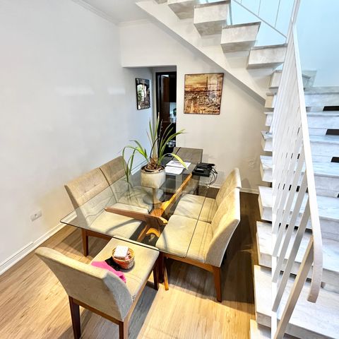 Casa à venda com 124m², 5 quartos e 2 vagasSala