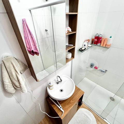 Casa à venda com 124m², 5 quartos e 2 vagasBanheiro