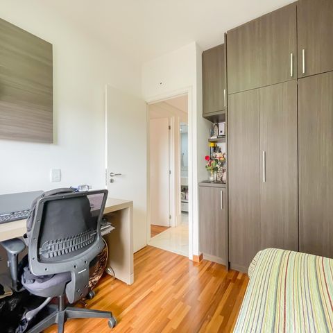 Apartamento à venda com 99m², 3 quartos e 2 vagasQuarto 3