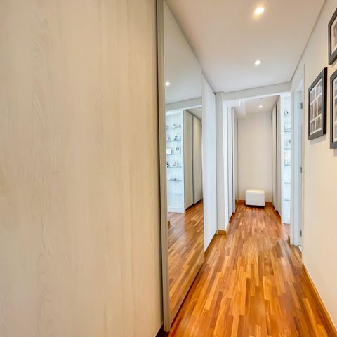 Apartamento à venda com 99m², 3 quartos e 2 vagasCloset da suíte
