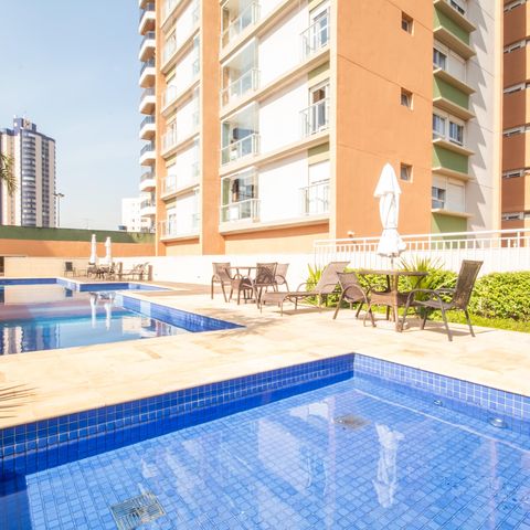 Apartamento à venda com 99m², 3 quartos e 2 vagasÁrea comum - Piscina