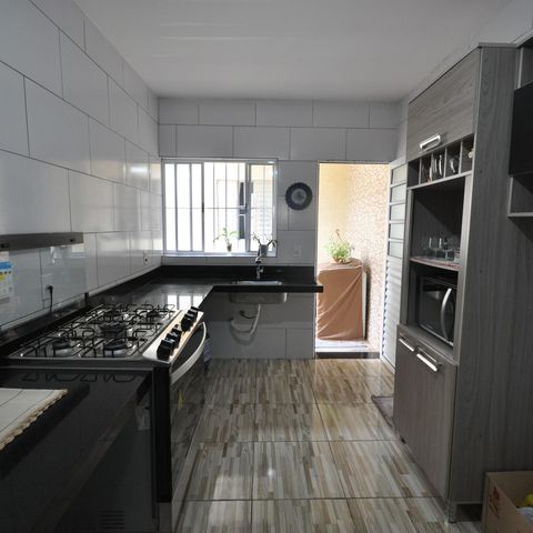 Casa à venda com 120m², 2 quartos e 3 vagasCozinha