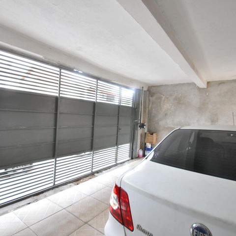 Casa à venda com 120m², 2 quartos e 3 vagasGaragem