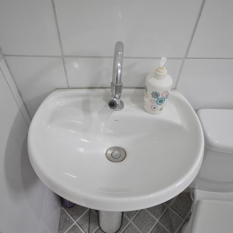 Casa à venda com 120m², 2 quartos e 3 vagasBanheiro - Edícula
