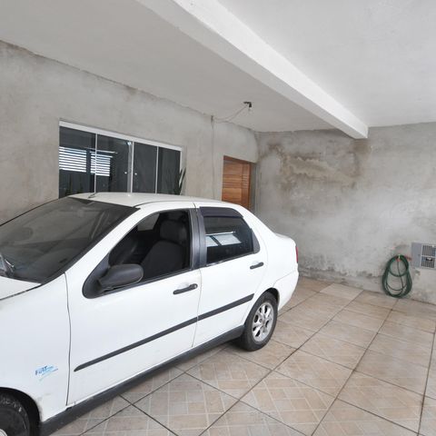 Casa à venda com 120m², 2 quartos e 3 vagasGaragem