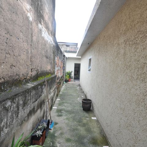 Casa à venda com 120m², 2 quartos e 3 vagasQuintal