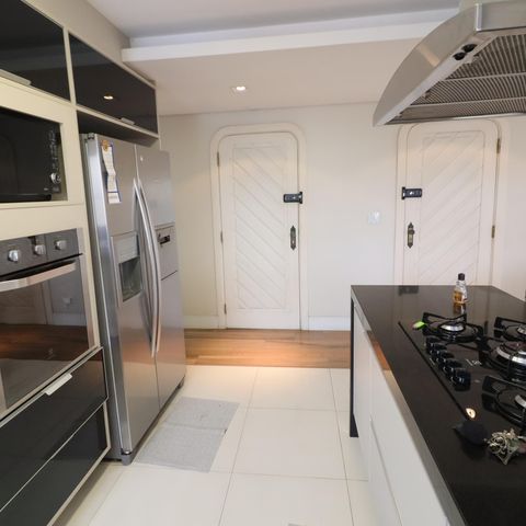 Apartamento para alugar com 300m², 3 quartos e 2 vagasCozinha