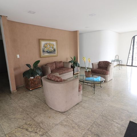 Apartamento para alugar com 300m², 3 quartos e 2 vagasÁrea comum - Hall de entrada