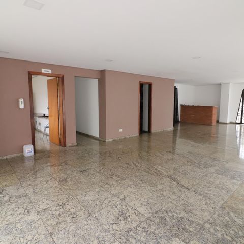 Apartamento para alugar com 300m², 3 quartos e 2 vagasÁrea comum - Salão de festas