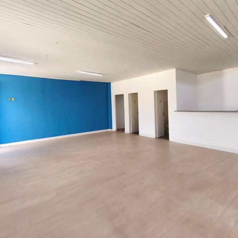 Casa à venda com 325m², 3 quartos e sem vagaCasa 2 - Sala