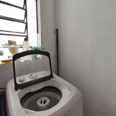 Casa à venda com 325m², 3 quartos e sem vagaÁrea de Serviço