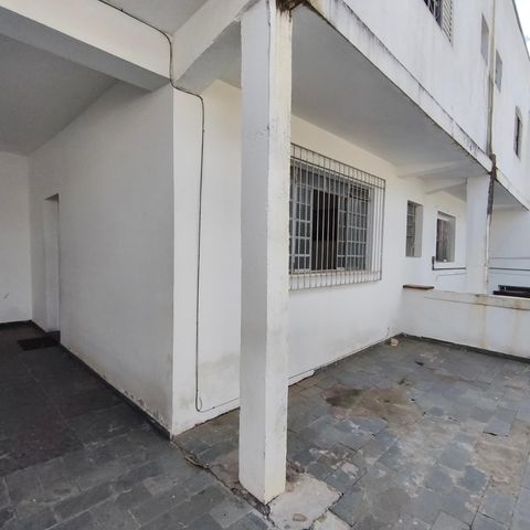Casa à venda com 325m², 3 quartos e sem vagaQuintal