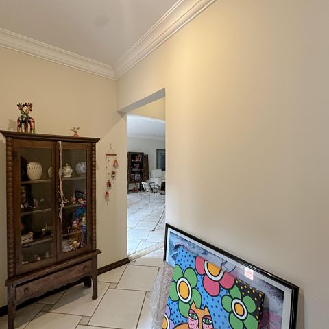 Casa para alugar com 456m², 4 quartos e 3 vagas Casa para alugar com 456m², 4 quartos e 3 vagasHall