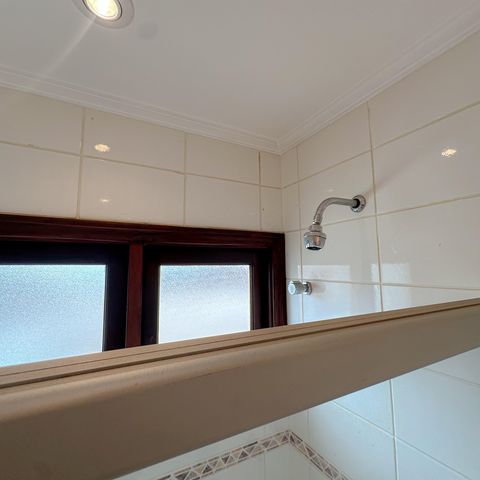 Casa para alugar com 456m², 4 quartos e 3 vagas Casa para alugar com 456m², 4 quartos e 3 vagasBanheiro Suíte 1