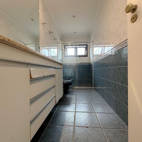Casa para alugar com 456m², 4 quartos e 3 vagas Casa para alugar com 456m², 4 quartos e 3 vagasBanheiro Suíte 3