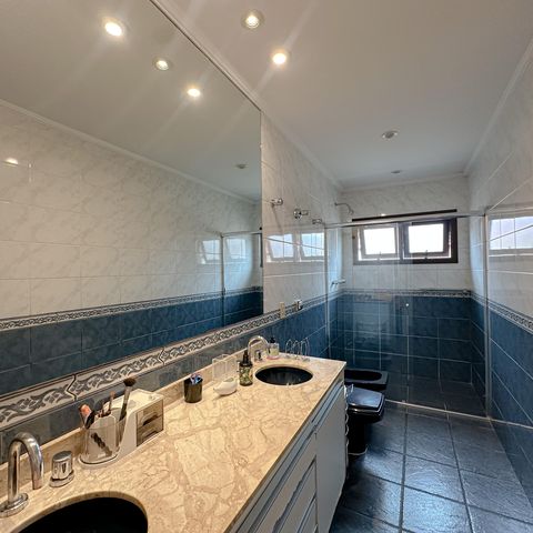 Casa para alugar com 456m², 4 quartos e 3 vagas Casa para alugar com 456m², 4 quartos e 3 vagasBanheiro Suíte 3