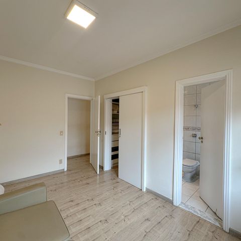 Casa para alugar com 456m², 4 quartos e 3 vagas Casa para alugar com 456m², 4 quartos e 3 vagasSuíte 2