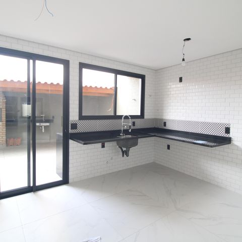 Apartamento à venda com 155m², 3 quartos e 2 vagasCozinha