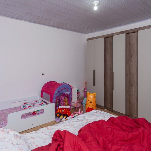 Casa à venda com 457m², 5 quartos e 4 vagasQuarto - Casa 4