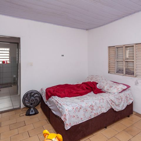 Casa à venda com 457m², 5 quartos e 4 vagasQuarto - Casa 4