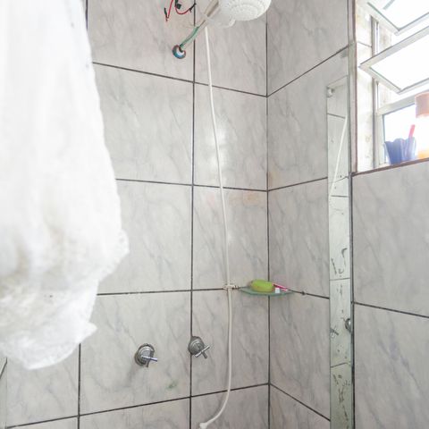 Casa à venda com 457m², 5 quartos e 4 vagasBanheiro - Casa 5