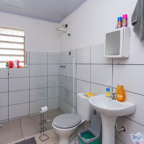 Casa à venda com 457m², 5 quartos e 4 vagasBanheiro - Casa 4