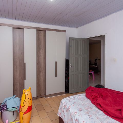 Casa à venda com 457m², 5 quartos e 4 vagasQuarto - Casa 4