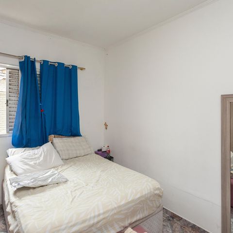 Casa à venda com 457m², 5 quartos e 4 vagasQuarto - Casa 1